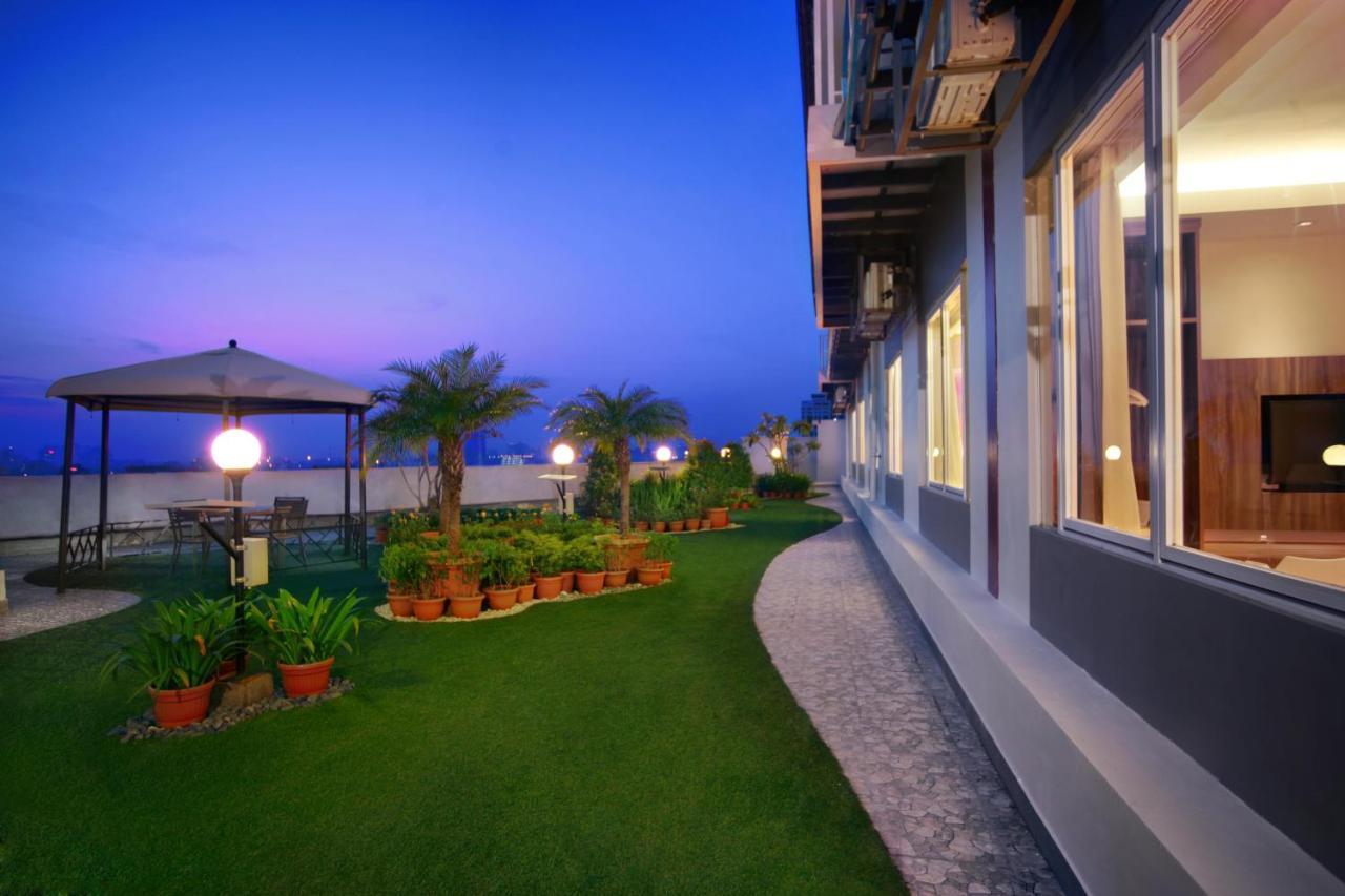 Favehotel Ltc Glodok Jacarta Exterior foto