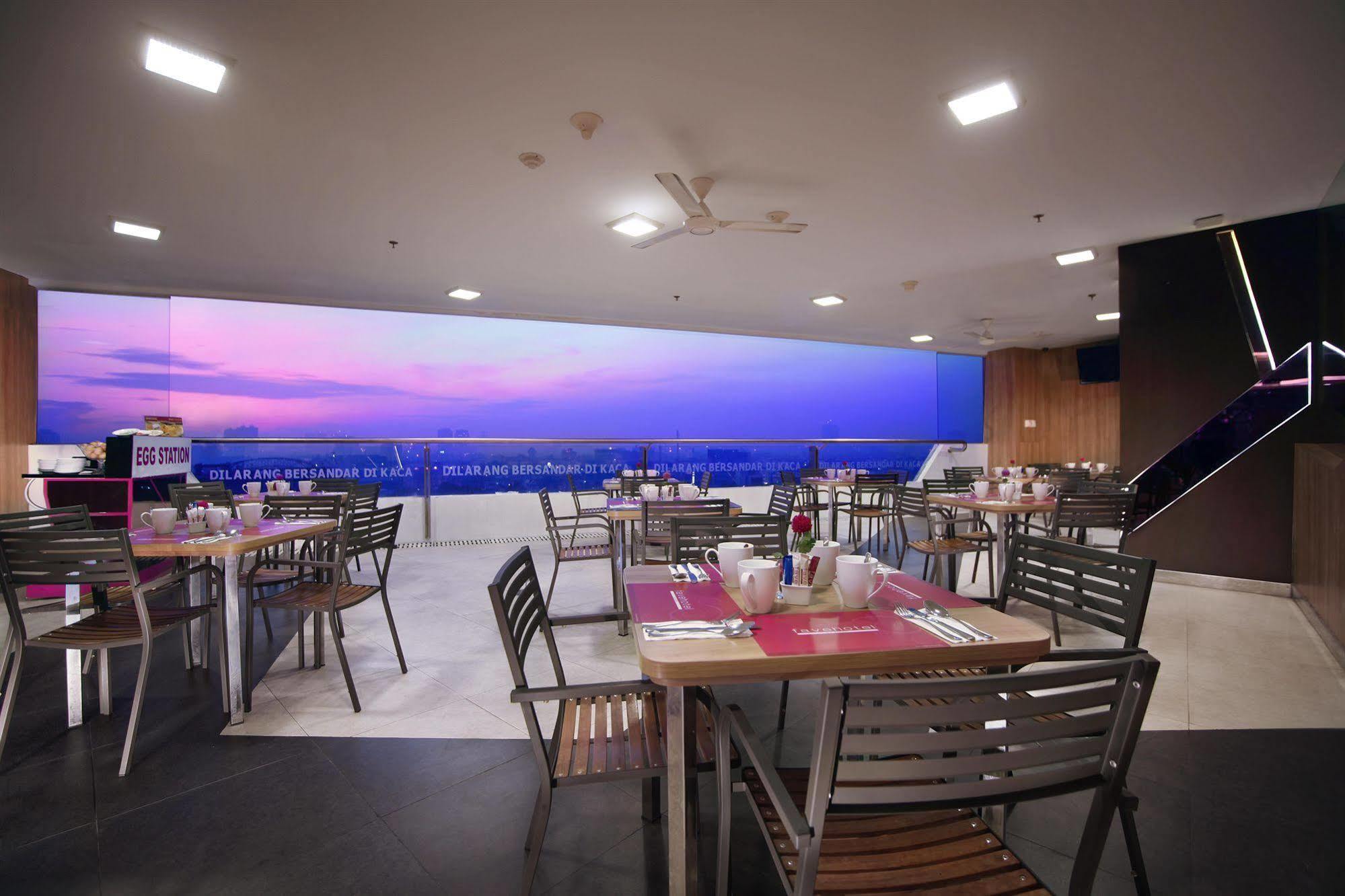 Favehotel Ltc Glodok Jacarta Exterior foto